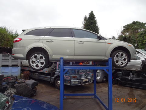 Breaking Ford Mondeo for spares #1