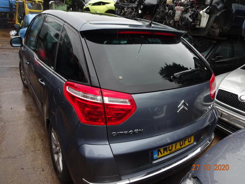 Breaking Citroen C4 Picasso for spares #2