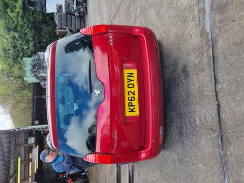Breaking Peugeot 5008 for spares #2